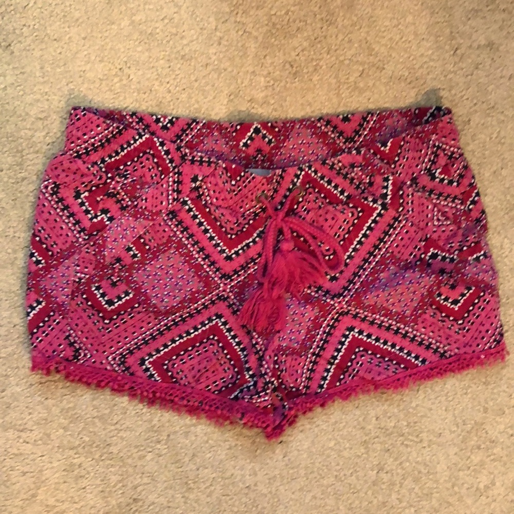 Rewind “Bohemian Vibe” Pink Shorts, Size-3, Crochet Trim, Tassel Tie. SO CUTE!!!